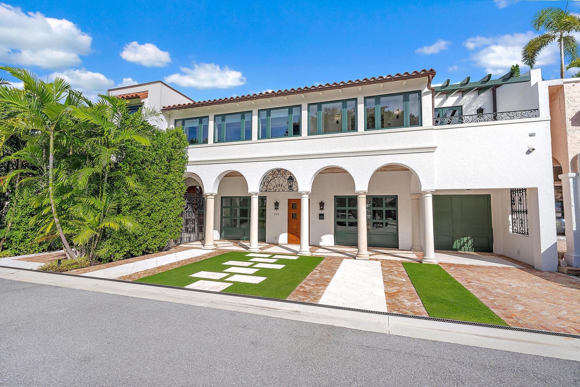 206 Phipps Plaza, Palm Beach, FL 33480 Main Photo