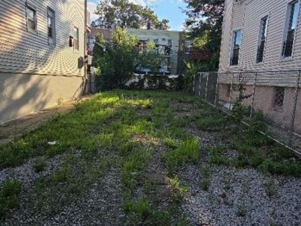 1923 Barnes Avenue, Bronx, NY 10462
