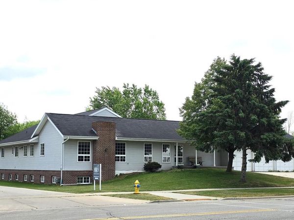 840 N TAYLOR STREET, Green Bay, WI 54303