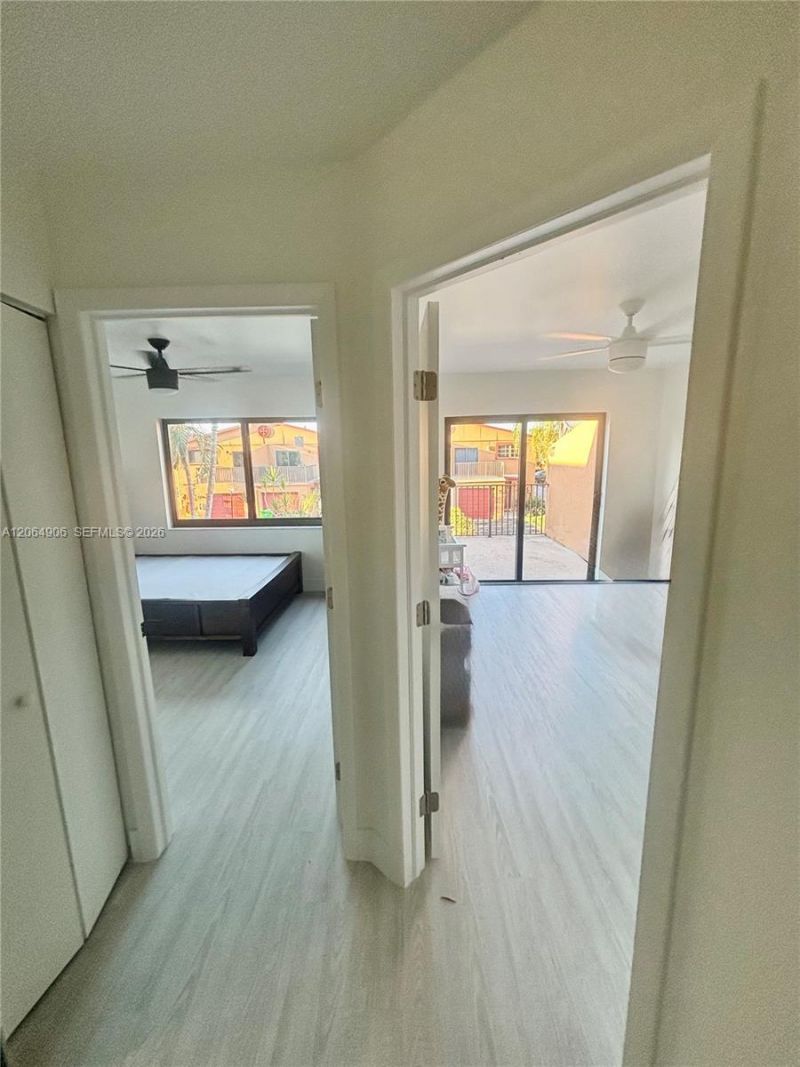 8010 NW 27th Pl, Unit 8010, Sunrise, FL 33322 Photo