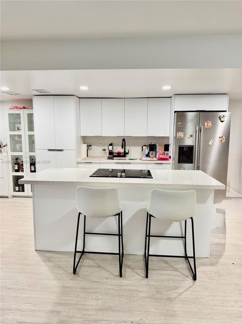 8010 NW 27th Pl, Unit 8010, Sunrise, FL 33322 Photo