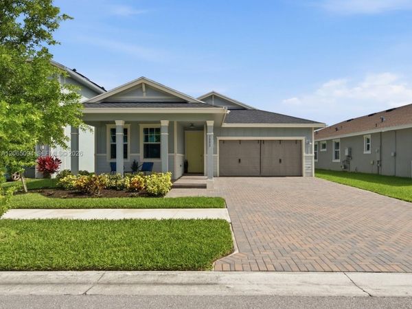 1902 Wandering Willow Way , Loxahatchee, FL 33470