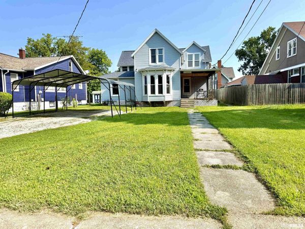 625 W LOSEY Street, Galesburg, IL 61401