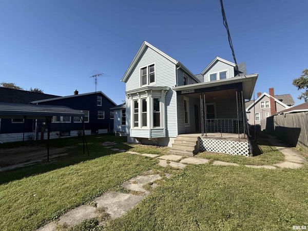 625 W LOSEY Street, Galesburg, IL 61401