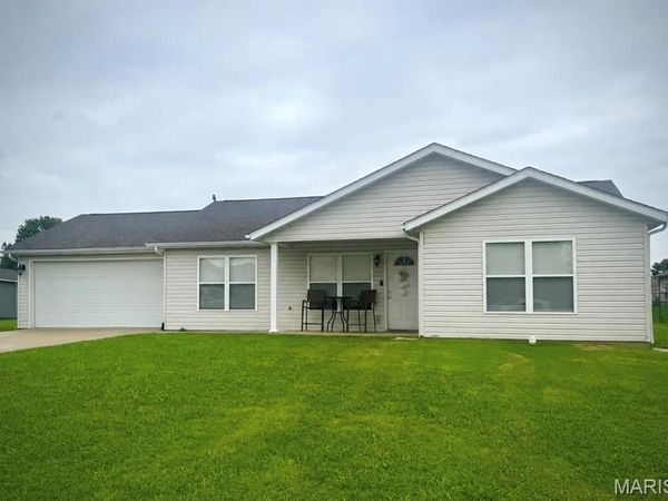 176 Willow Heights , Jackson, MO 63701