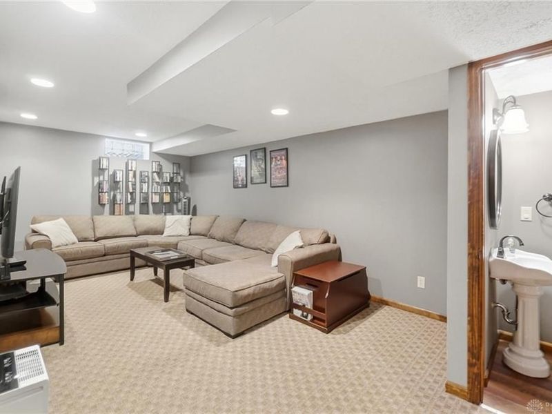 413 N Bromfield Road, Kettering, OH 45429 Photo 37