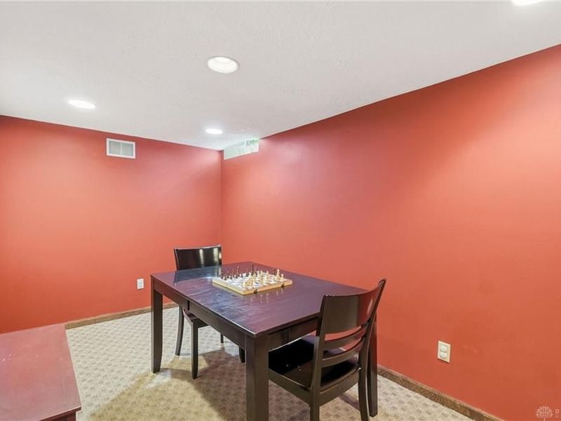 413 N Bromfield Road, Kettering, OH 45429 Photo 42
