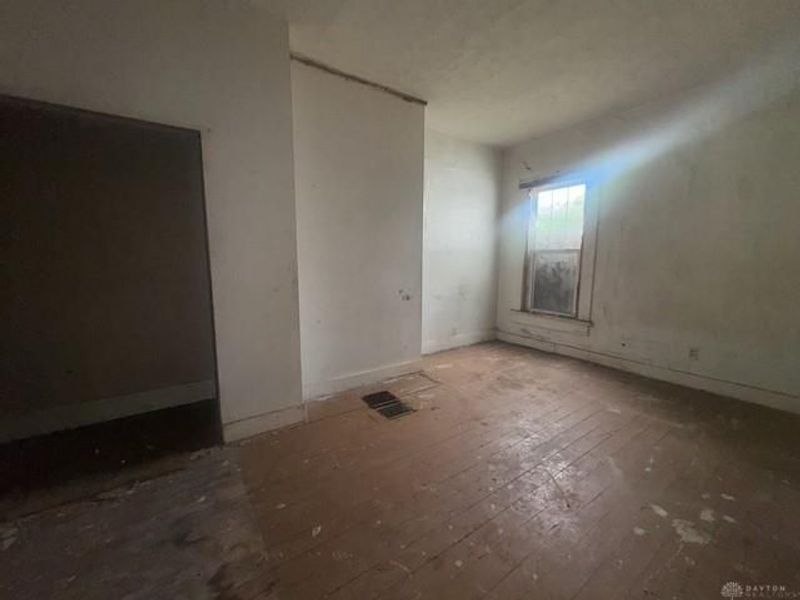100 Boltin Street, Dayton, OH 45403 Photo 4