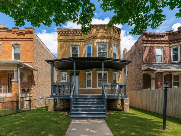151 N Long Avenue , Chicago, IL 60644
