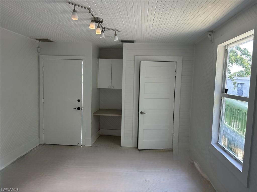 2023 Jeffcott St , Fort Myers, FL 33901 Photo