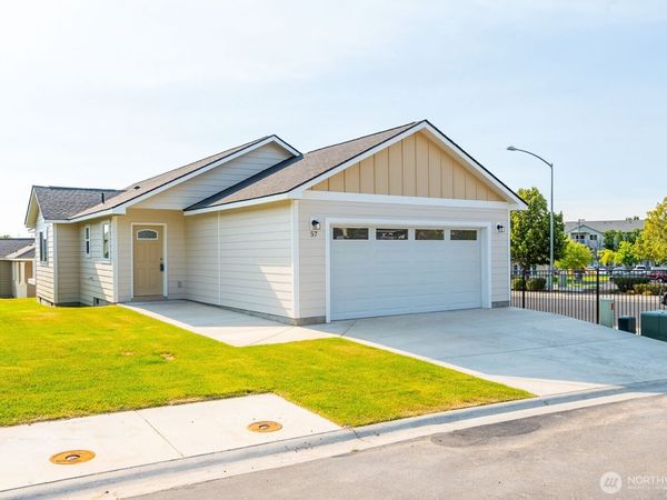 123 E 9th Avenue , Unit 58, Moses Lake, WA 98837