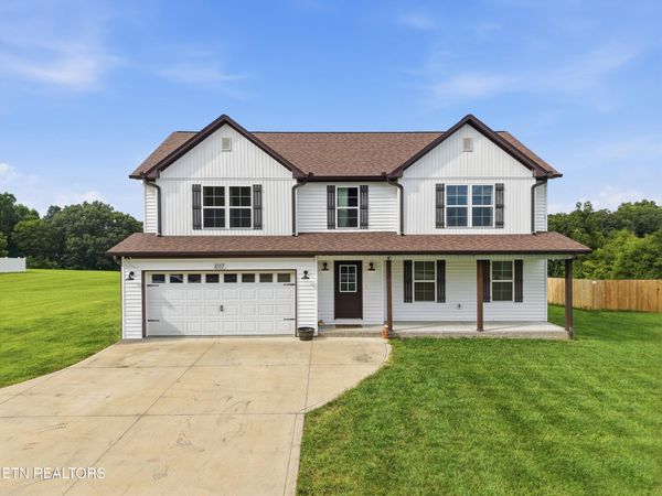 1057 W Cemetery Rd, Cookeville, TN 38506