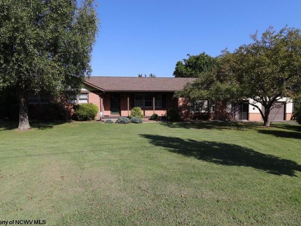 279 Hillcrest Drive, Elkins, WV 26241