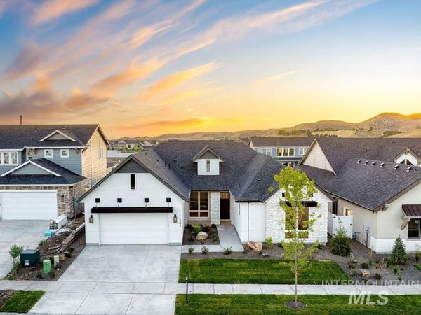14293 N Goldfinch Ave, Boise, ID 83714
