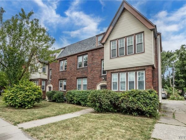 631 Kenmore Avenue , Buffalo, NY 14223