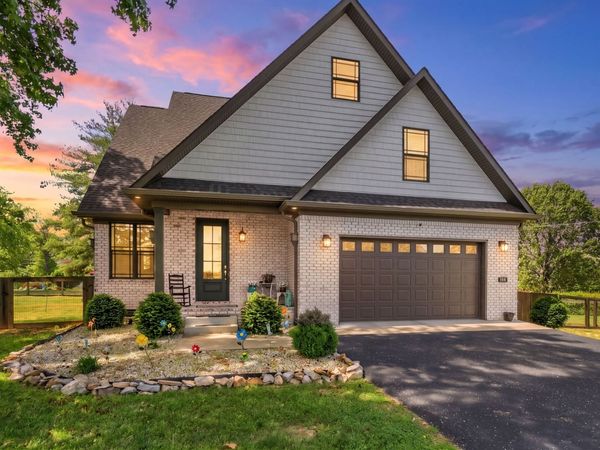205 Dew Drop Dr , Franklin, KY 42134