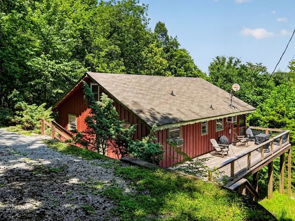 214 Mullican Dr , Smithville, TN 37166