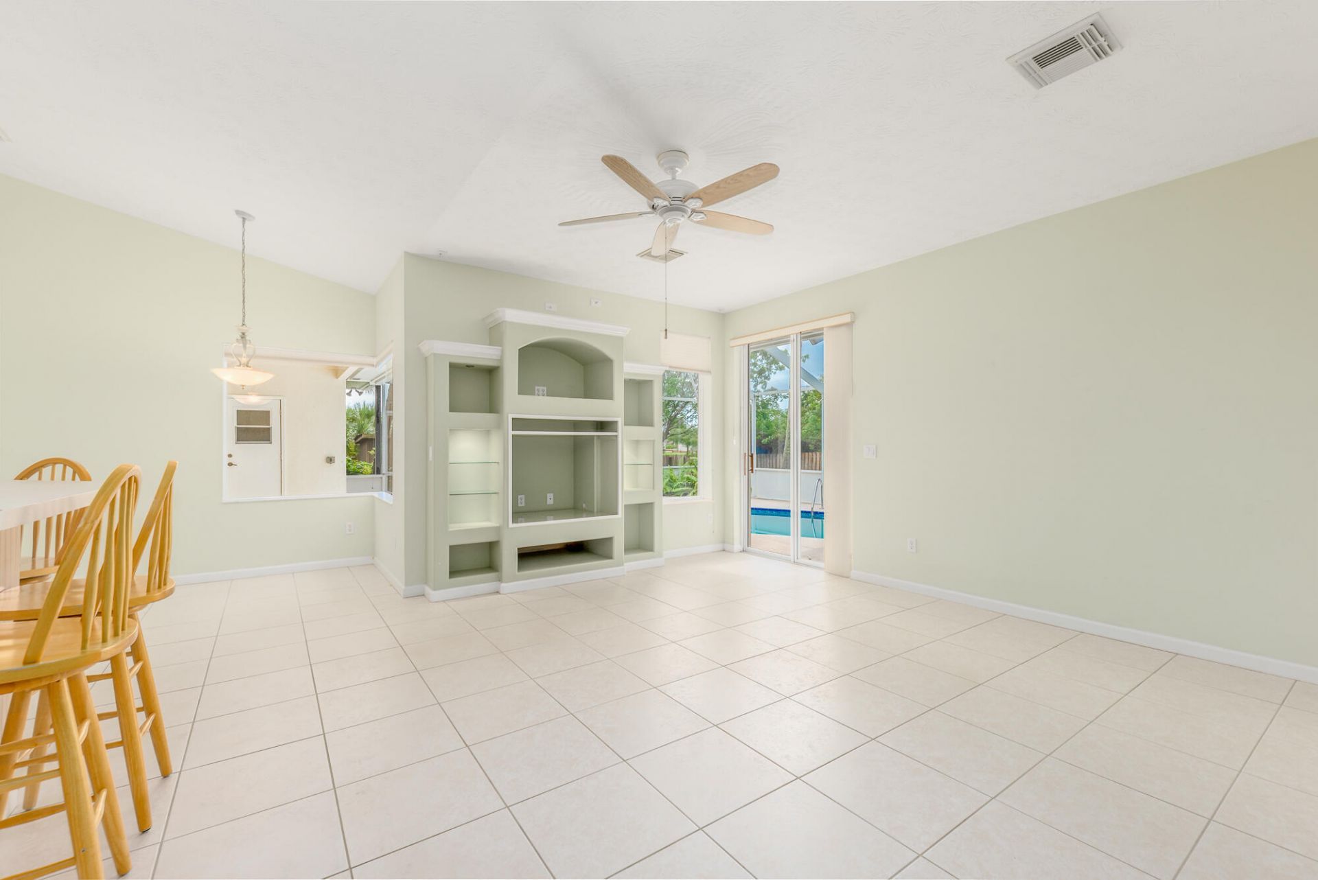612 SE 6th Street, Stuart, FL 34994 Photo
