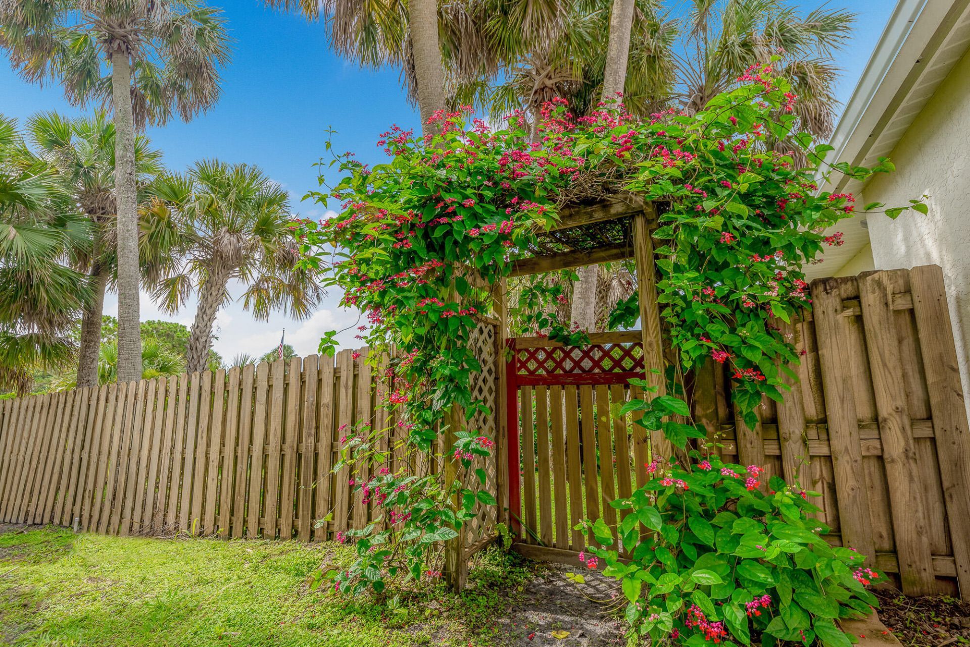 612 SE 6th Street, Stuart, FL 34994 Photo