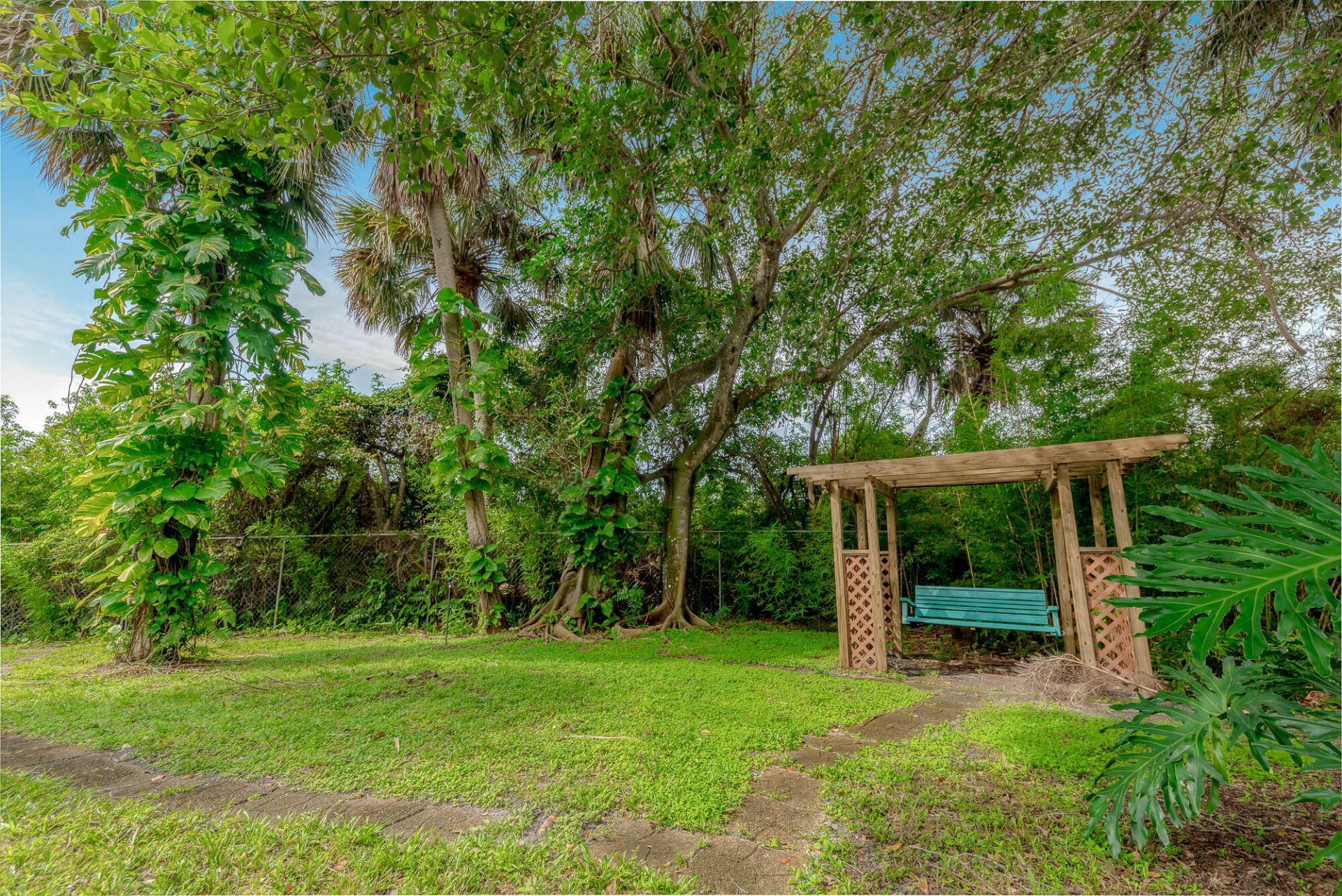 612 SE 6th Street, Stuart, FL 34994 Photo