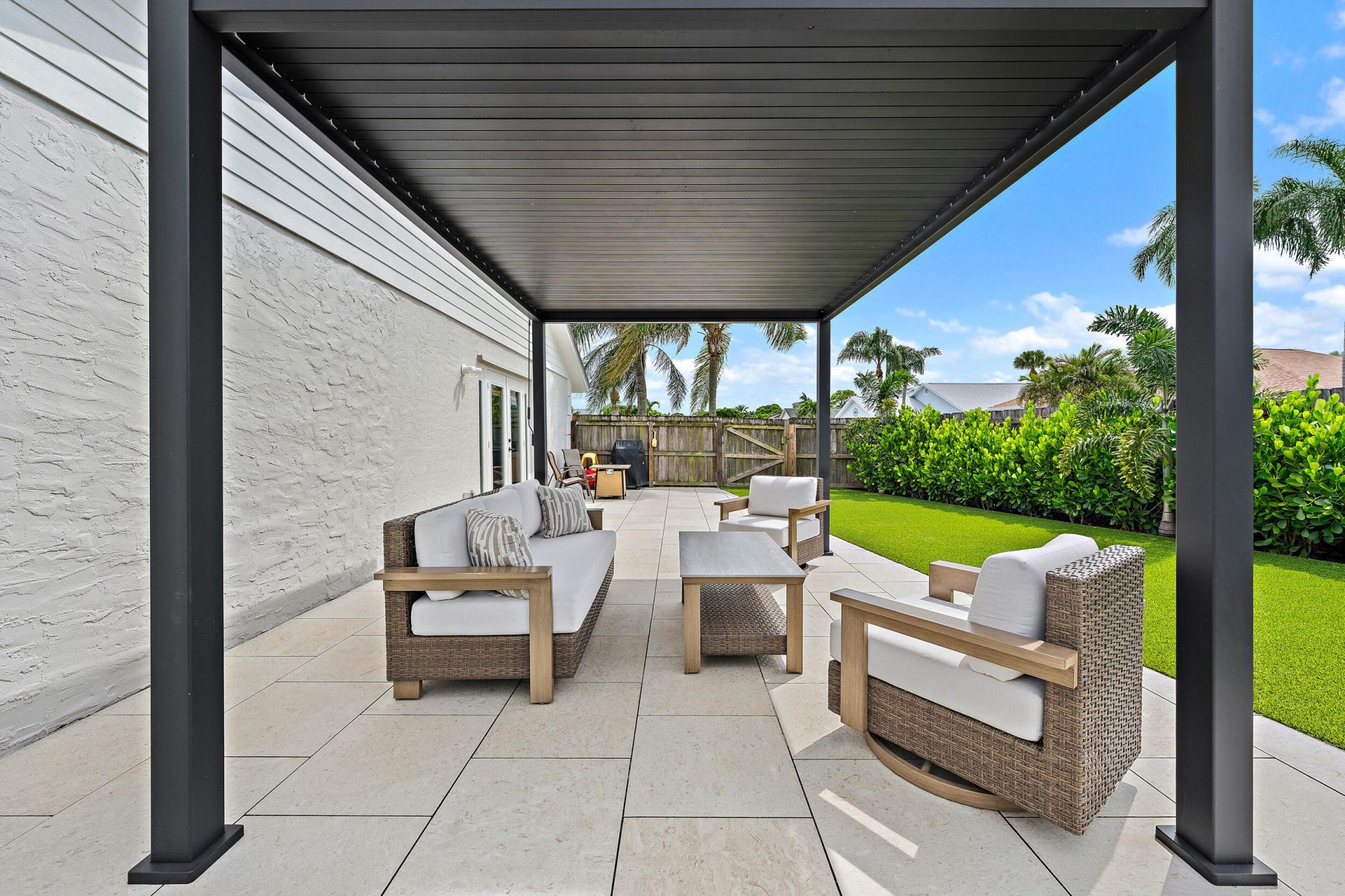 218 Wandering Trail, Jupiter, FL 33458 Photo