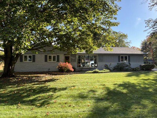 1117 Madison Avenue, Sturgis, MI 49091