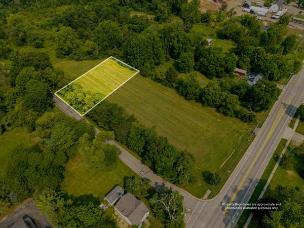 02 River Bend, Manchester, MI 48158