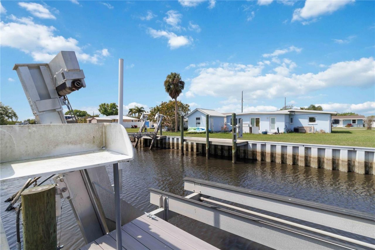 607 Manatee Avenue, Ellenton, FL 34222 Photo