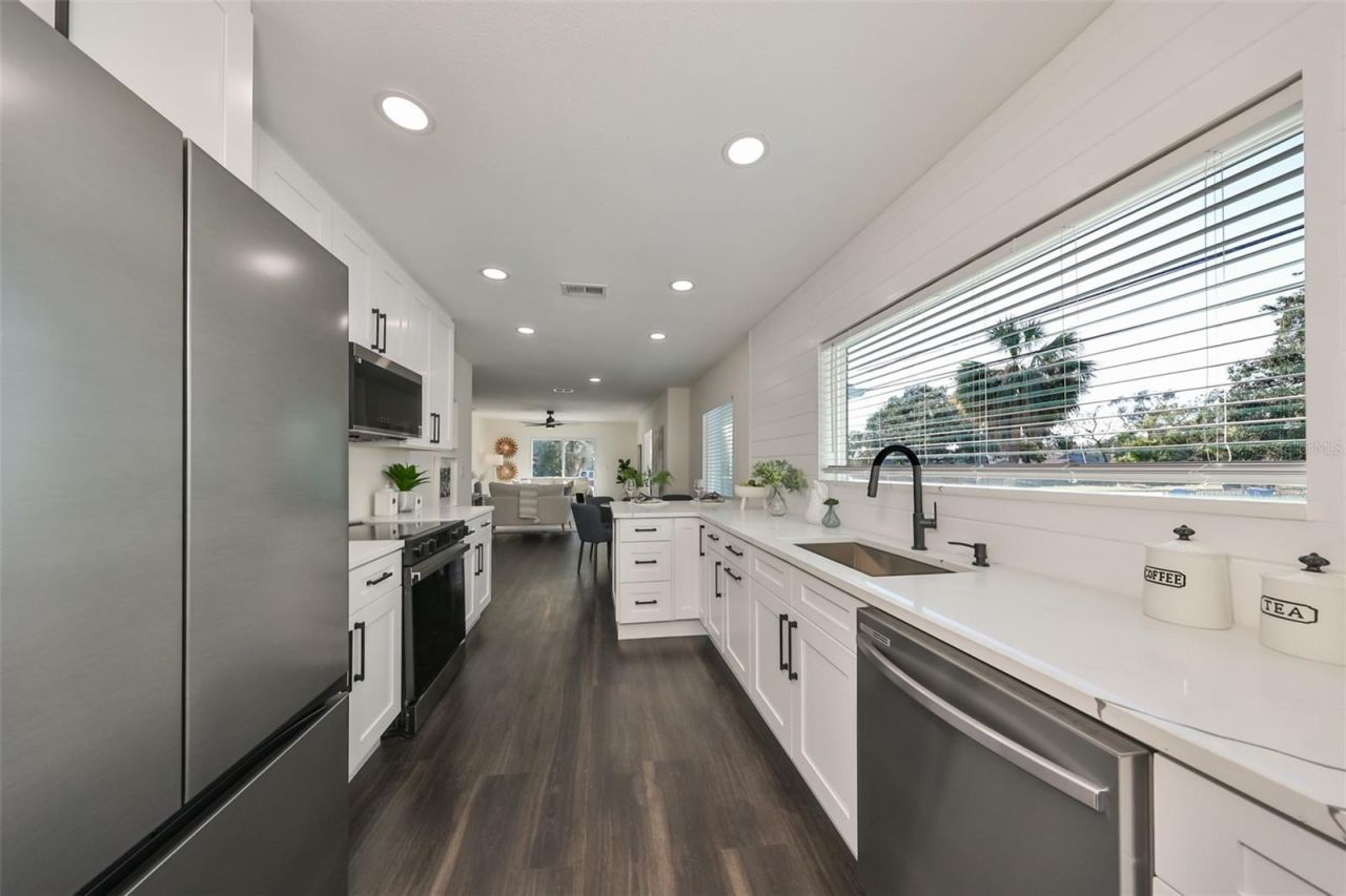 1846 3rd Street S, Saint Petersburg, FL 33705 Photo