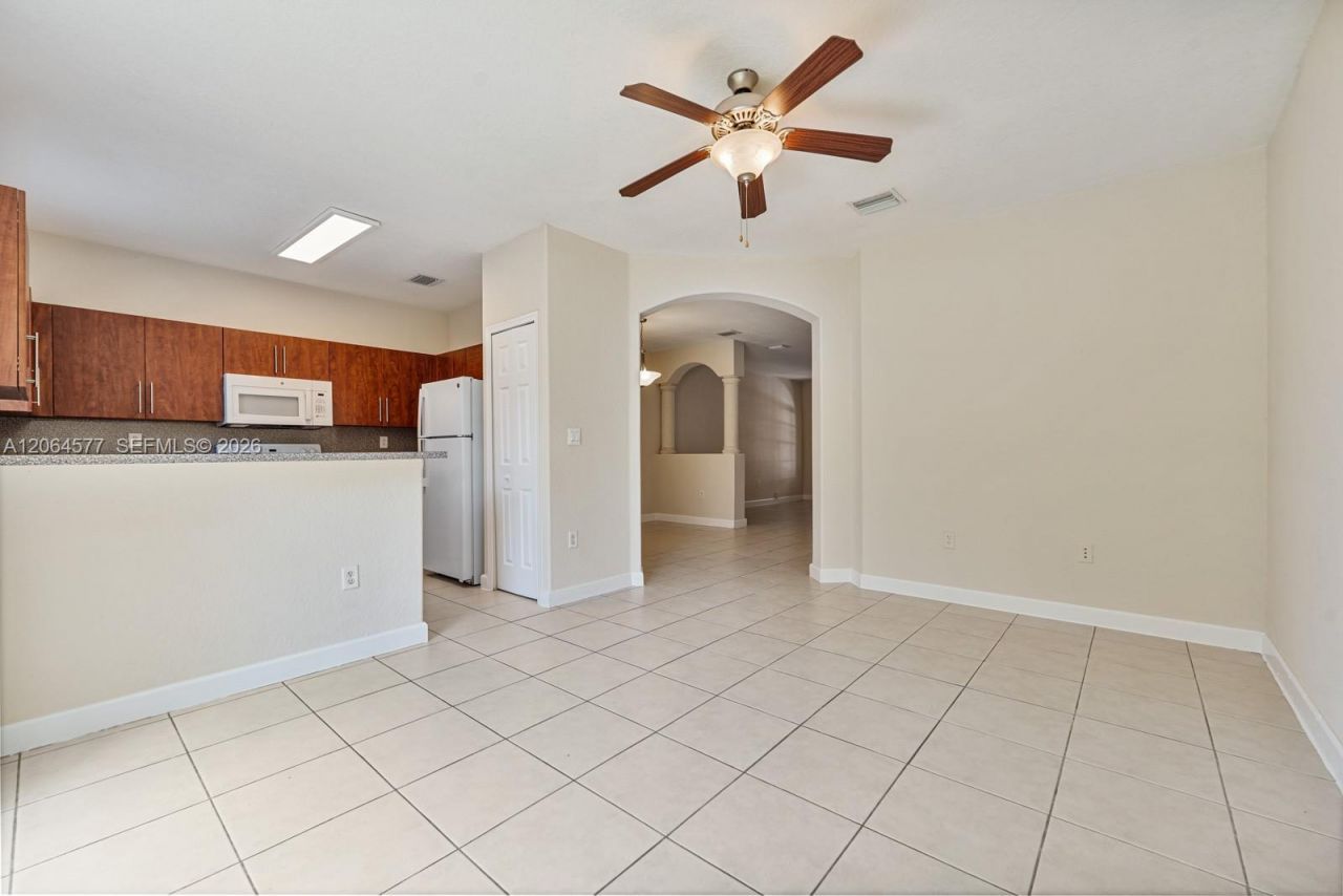 1427 SE 25th Ave, Homestead, FL 33035 Photo