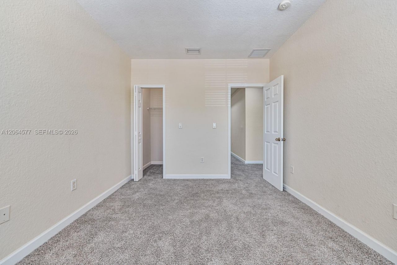 1427 SE 25th Ave, Homestead, FL 33035 Photo