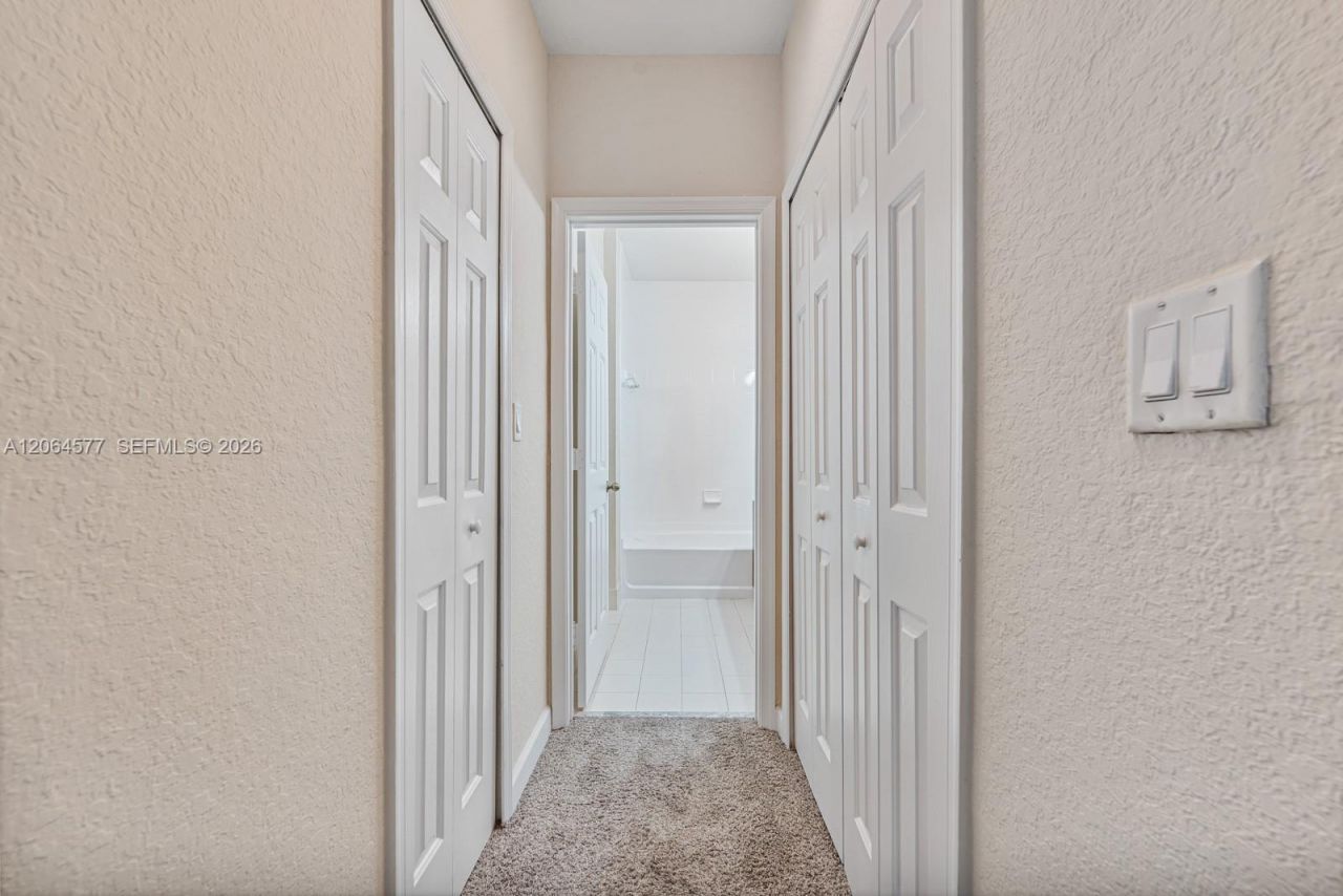 1427 SE 25th Ave, Homestead, FL 33035 Photo