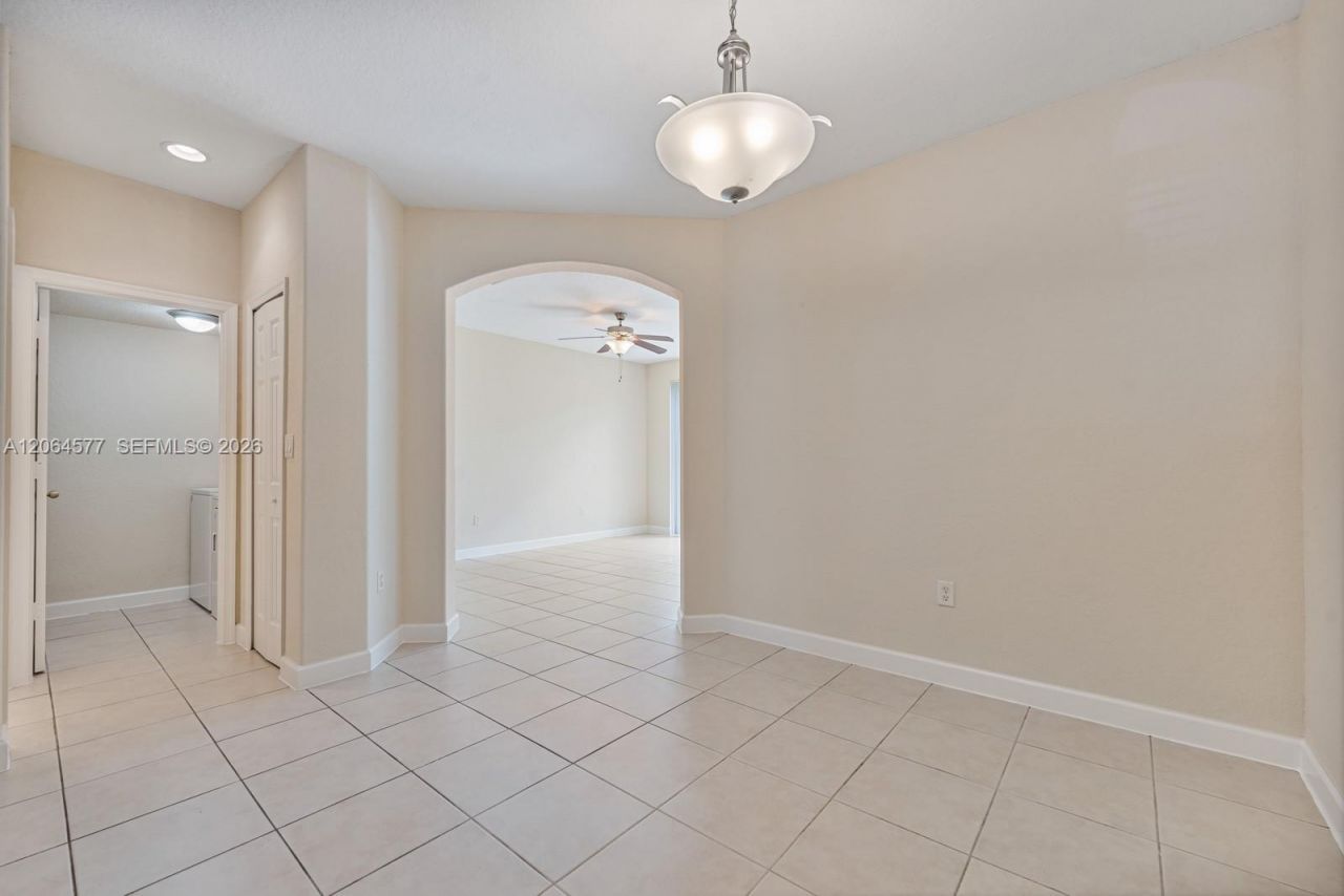 1427 SE 25th Ave, Homestead, FL 33035 Photo