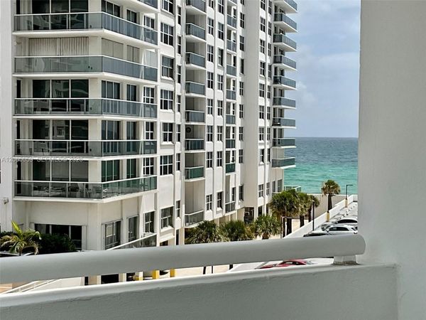 3001 S Ocean Dr , Unit 443, Hollywood, FL 33019