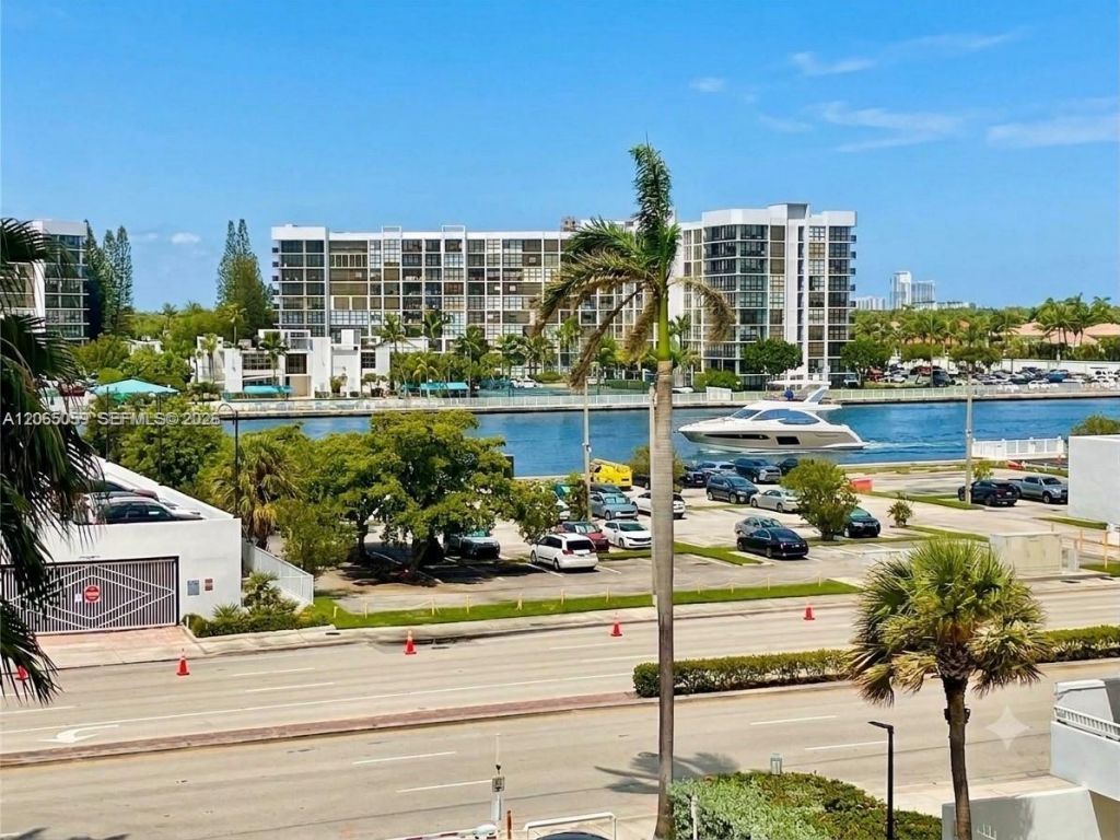 3001 S Ocean Dr, Unit 443, Hollywood, FL 33019 Photo