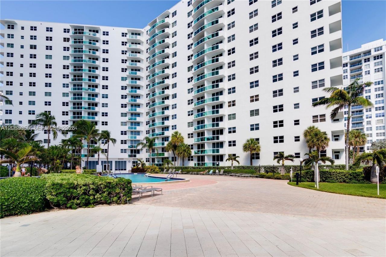 3001 S Ocean Dr, Unit 443, Hollywood, FL 33019 Photo
