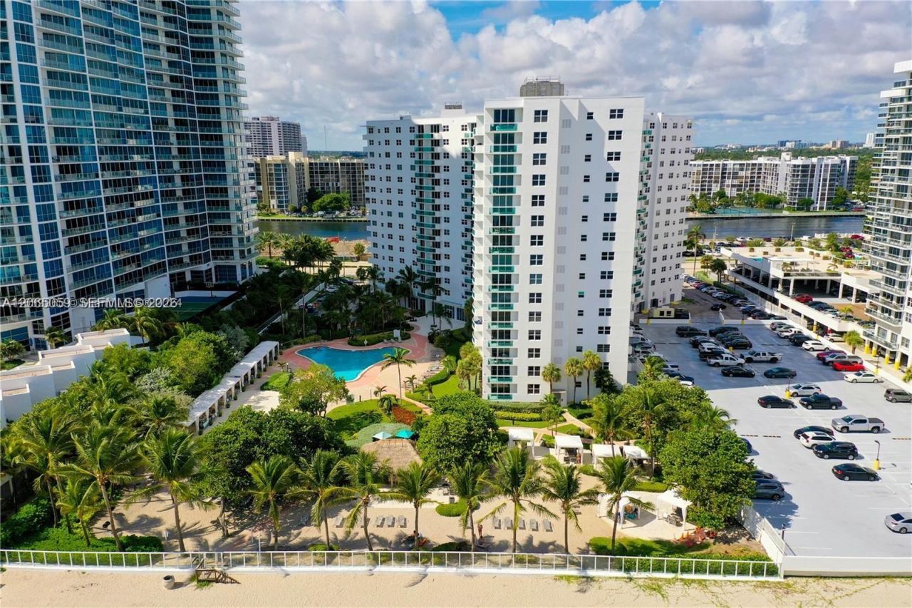 3001 S Ocean Dr, Unit 443, Hollywood, FL 33019 Photo
