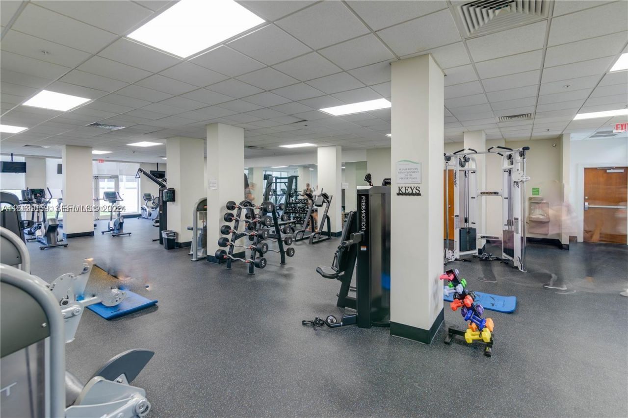 3001 S Ocean Dr, Unit 443, Hollywood, FL 33019 Photo