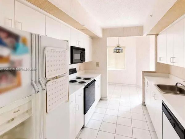 901 SW 141st Ave , Unit 304M, Pembroke Pines, FL 33027