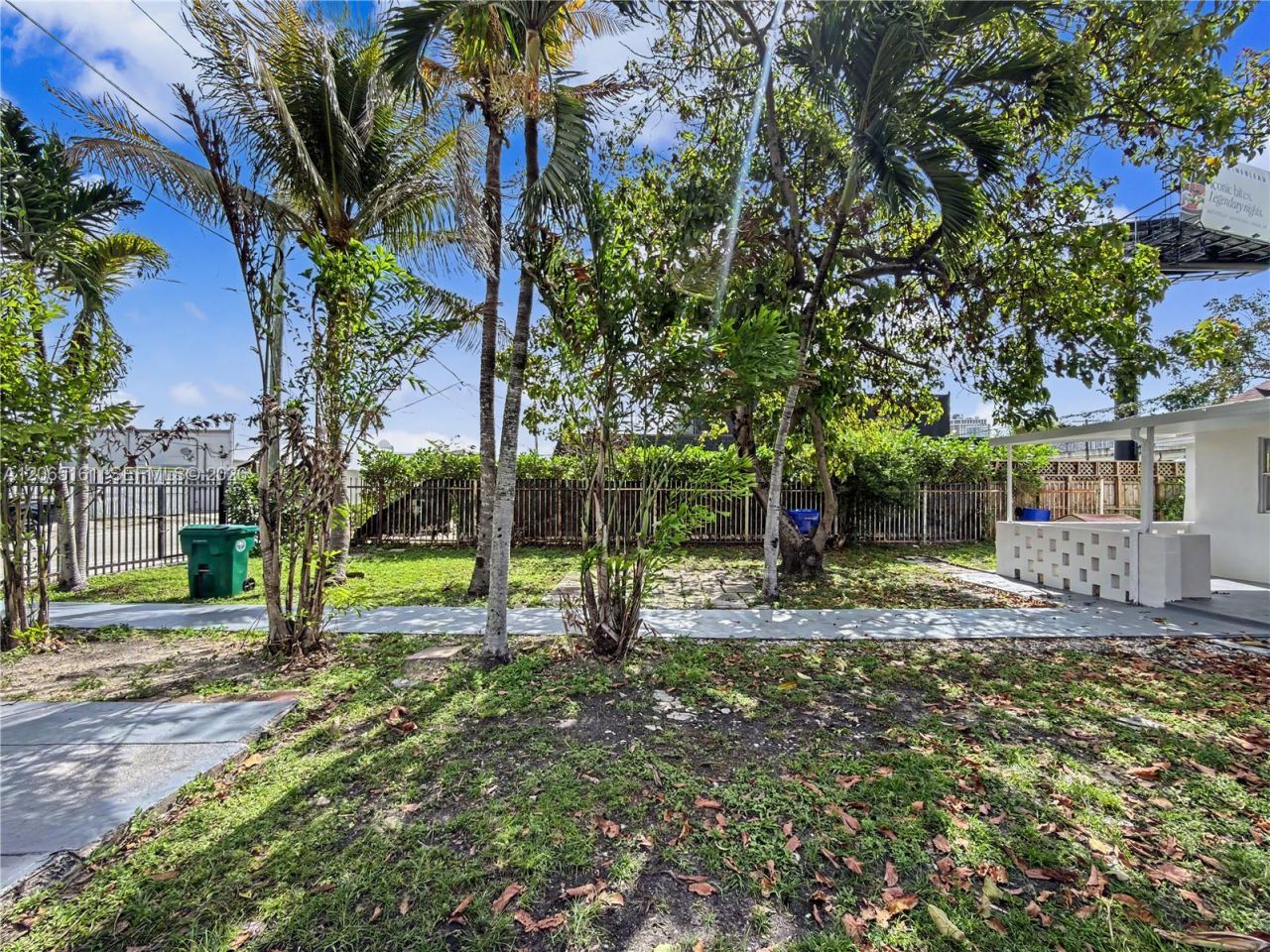 228 NW 39th St, Miami, FL 33127 Photo