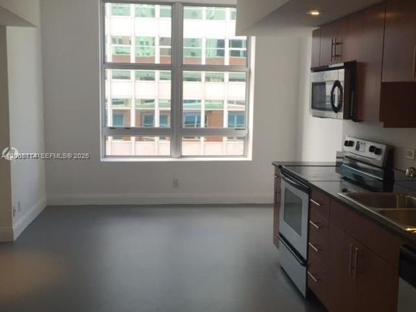 111 E Flagler St , Unit 1003, Miami, FL 33131