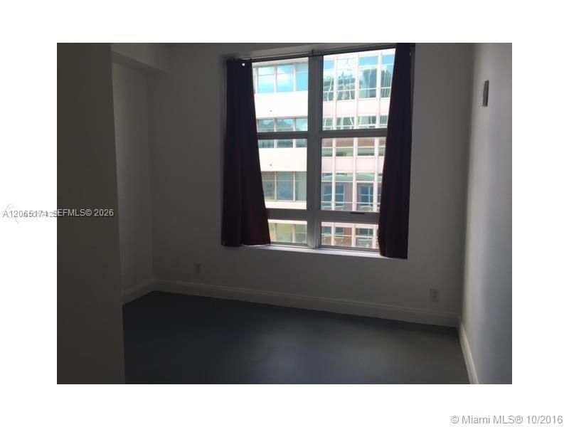 111 E Flagler St , Unit 1003, Miami, FL 33131 Photo