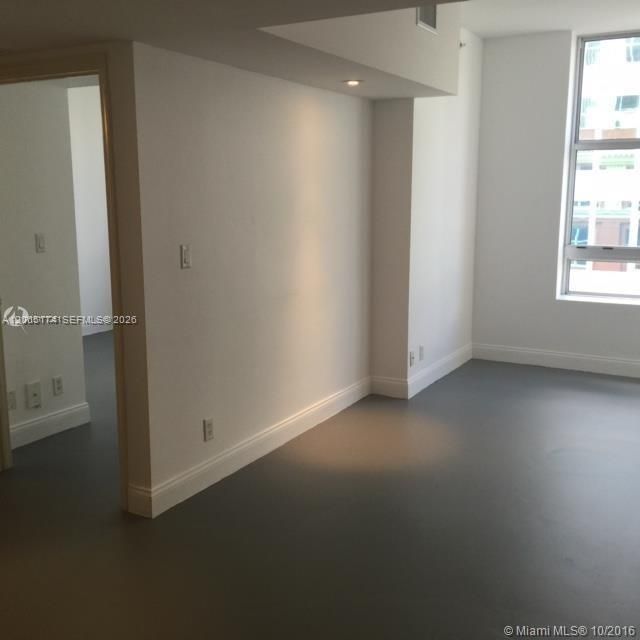 111 E Flagler St , Unit 1003, Miami, FL 33131 Photo