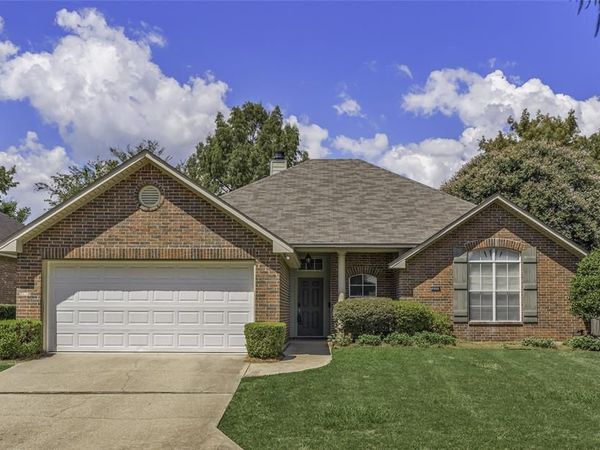 111 Riverbrooke Drive , Shreveport, LA 71115