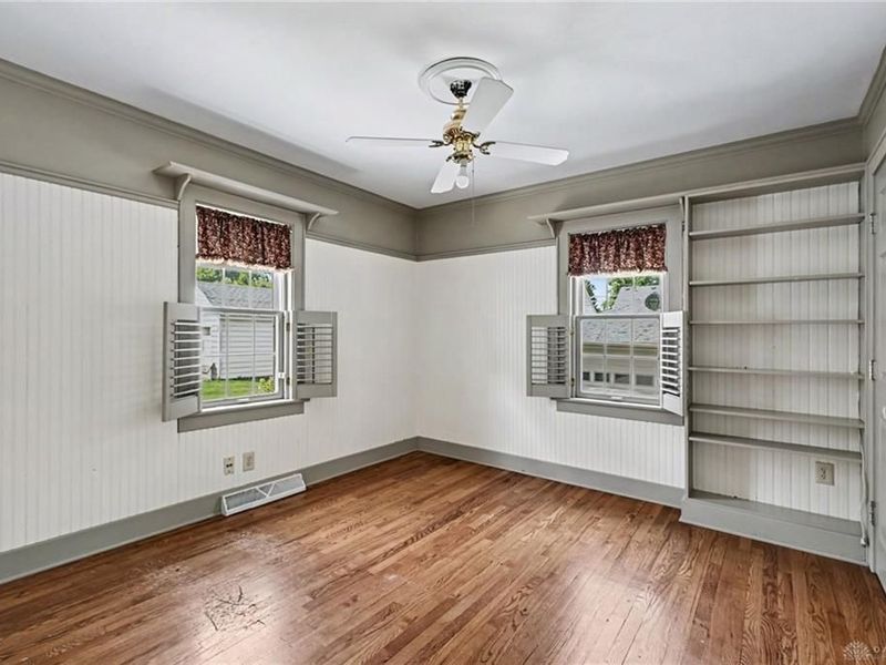 327 East Drive, Oakwood, OH 45419 Photo 16