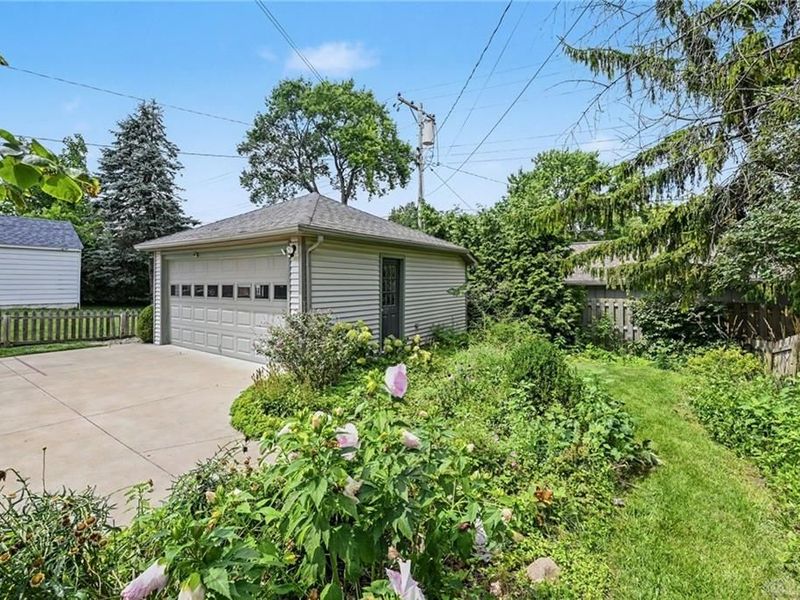 327 East Drive, Oakwood, OH 45419 Photo 36