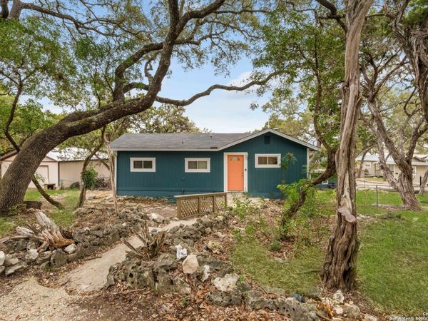 143 Park Dr, Pipe Creek, TX 78063