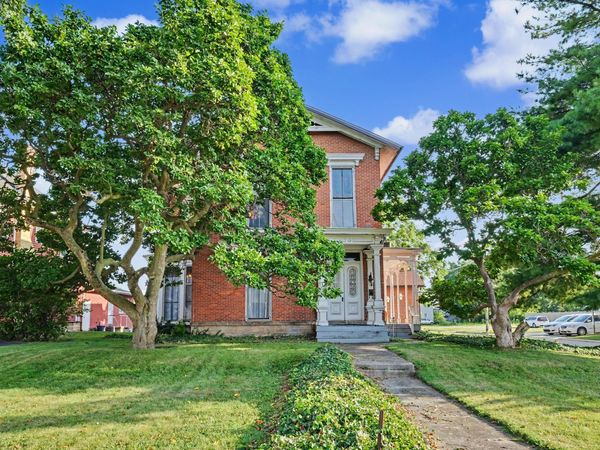 334 E Center Street , Marion, OH 43302
