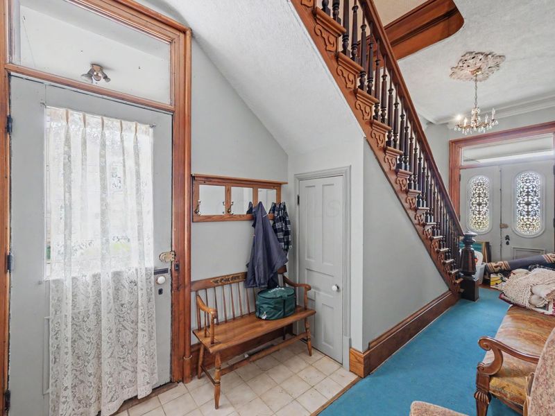 334 E Center Street, Marion, OH 43302 Photo 7