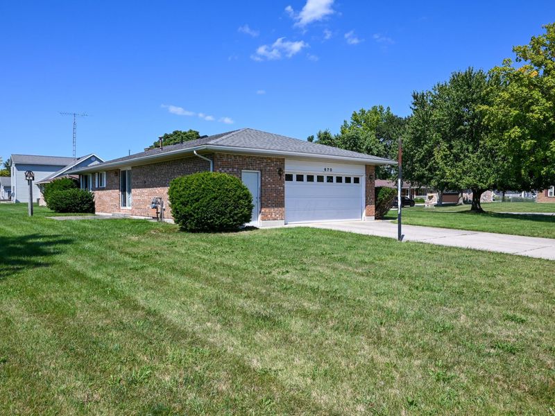 670 Edgefield Drive, Marion, OH 43302 Photo 11